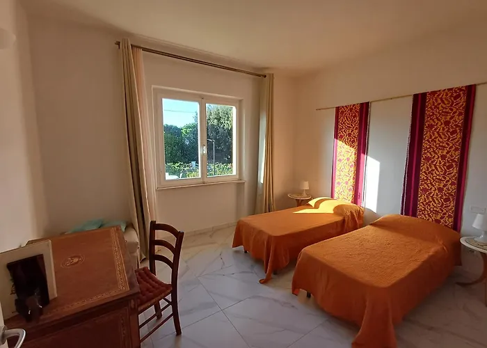 Casa Luisa 1 Trilocale بروكيو